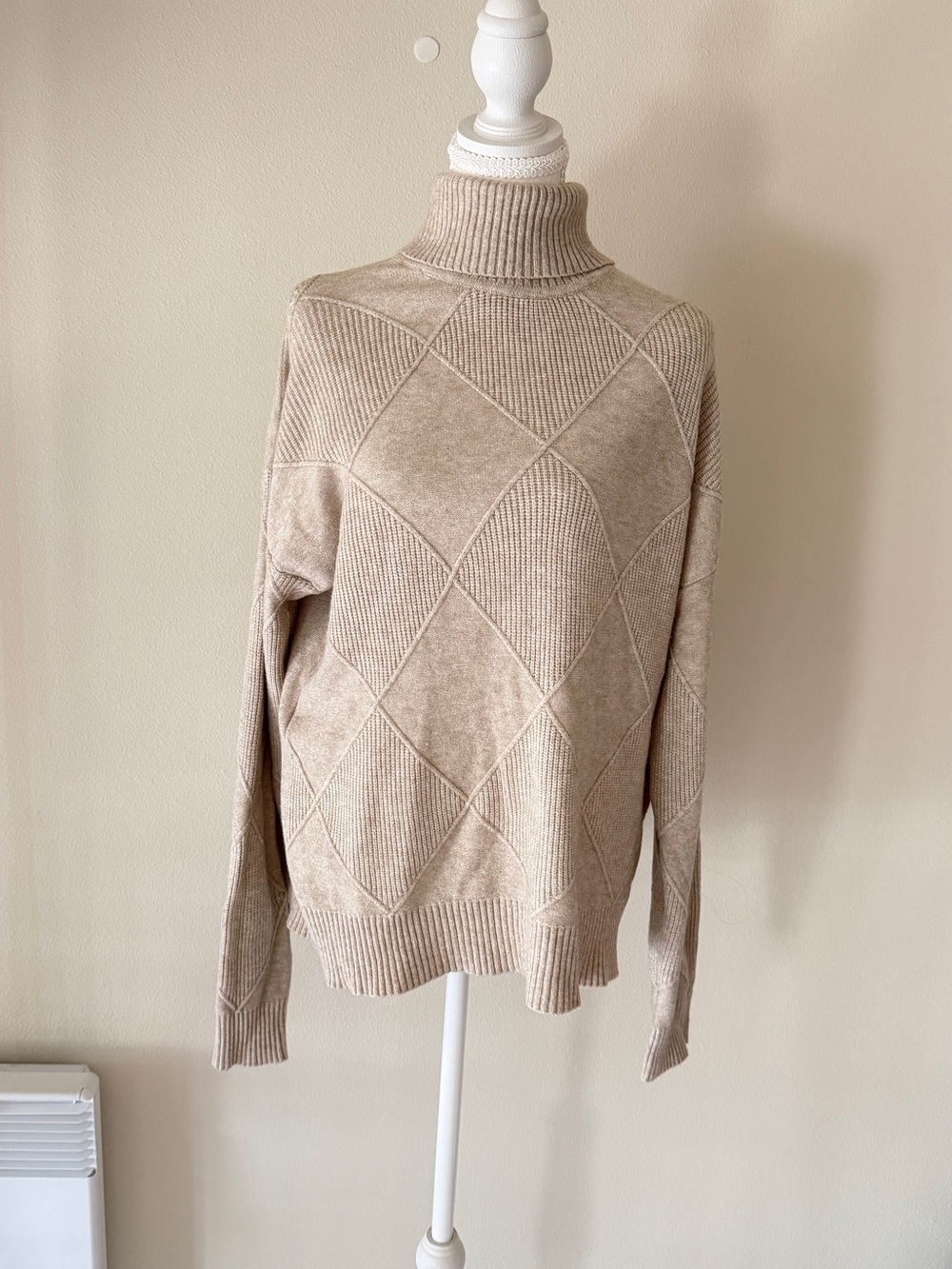 Classic Turtleneck Diamond-Knit Sweater - Beige